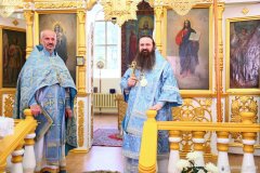 Епископ Антоний совершил Божественную литургию в храме святителя Николая Чудотворца Большой Берестовицы