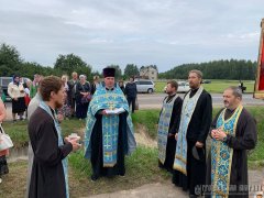 Адбыўся хрэсны ход да Ракавіцкай іконы Маці Божай (больш фотаздымкаў)