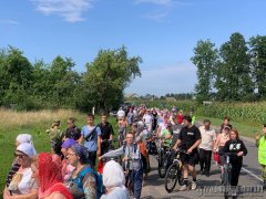 Адбыўся хрэсны ход да Ракавіцкай іконы Маці Божай (больш фотаздымкаў)