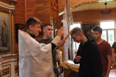 Молодёжный слёт Скидельского благочиния начал свою работу