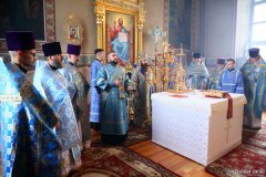 Архиепископ Антоний совершил Литургию в Покровском храме агрогородка Олекшицы [+ ВИДЕО]