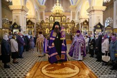 В праздник Воздвижения Креста Господня архиепископ Антоний возглавил Литургию в Покровском кафедральном  соборе города Гродно [+ ВИДЕО]