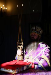 В праздник Воздвижения Креста Господня архиепископ Антоний возглавил Литургию в Покровском кафедральном  соборе города Гродно [+ ВИДЕО]