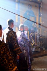 В праздник Воздвижения Креста Господня архиепископ Антоний возглавил Литургию в Покровском кафедральном  соборе города Гродно [+ ВИДЕО]