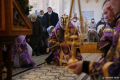 В праздник Воздвижения Креста Господня архиепископ Антоний возглавил Литургию в Покровском кафедральном  соборе города Гродно [+ ВИДЕО]