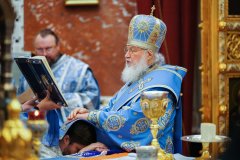 В праздник Рождества Пресвятой Богородицы правящий архиерей Гродненской епархии сослужил Предстоятелю Русской Церкви за Литургией в Храме Христа Спасителя в Москве В праздник Рождества Пресвятой Богородицы правящий архиерей Гродненской епархии сослужил Предстоятелю Русской Церкви за Литургией в Храме Христа Спасителя в Москве