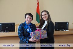 Супруге священника из Вороново вручен орден Матери Супруге священника из Вороново вручен орден Матери