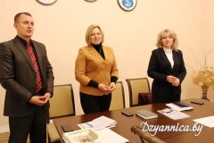 Факультатыў “Асновы духоўна-маральнай культуры і патрыятызму” абмеркавалі ў Шчучыне Факультатыў “Асновы духоўна-маральнай культуры і патрыятызму” абмеркавалі ў Шчучыне