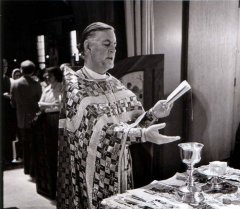 «Не стареет только то, что свидетельствует о вечном». К 100-летию со дня рождения протоиерея Александра Шмемана «Не стареет только то, что свидетельствует о вечном». К 100-летию со дня рождения протоиерея Александра Шмемана