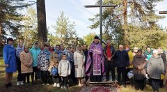 В агрогородке Мосты Правые установлен поклонный крест В агрогородке Мосты Правые установлен поклонный крест