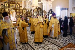 В Неделю 16-ю по Пятидесятнице архиепископ Антоний совершил Литургию в Покровском кафедральном соборе города Гродно [+ ВИДЕО]