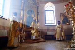 В Неделю 16-ю по Пятидесятнице архиепископ Антоний совершил Литургию в Покровском кафедральном соборе города Гродно [+ ВИДЕО]