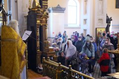 В Неделю 16-ю по Пятидесятнице архиепископ Антоний совершил Литургию в Покровском кафедральном соборе города Гродно [+ ВИДЕО]