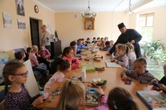 Начался новый учебный год в воскресной школе Свято-Троицкого храма в Зельве Начался новый учебный год в воскресной школе Свято-Троицкого храма в Зельве