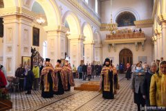 В канун Недели по Воздвижении архиепископ Антоний совершил всенощное бдение в Покровском кафедральном соборе города Гродно В канун Недели по Воздвижении архиепископ Антоний совершил всенощное бдение в Покровском кафедральном соборе города Гродно