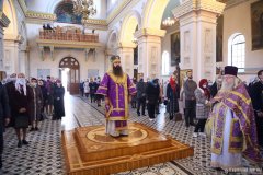 В Неделю по Воздвижении архиепископ Антоний совершил Литургию в Покровском кафедральном соборе города Гродно [+ ВИДЕО]