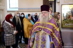 В Неделю по Воздвижении архиепископ Антоний совершил Литургию в Покровском кафедральном соборе города Гродно [+ ВИДЕО]