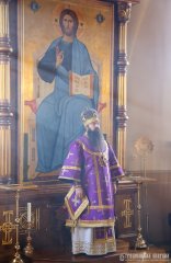 В Неделю по Воздвижении архиепископ Антоний совершил Литургию в Покровском кафедральном соборе города Гродно [+ ВИДЕО]