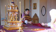 В Неделю по Воздвижении архиепископ Антоний совершил Литургию в Покровском кафедральном соборе города Гродно [+ ВИДЕО]