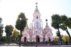 В Неделю по Воздвижении архиепископ Антоний совершил Литургию в Покровском кафедральном соборе города Гродно [+ ВИДЕО]