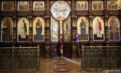 В Неделю по Воздвижении архиепископ Антоний совершил Литургию в Покровском кафедральном соборе города Гродно [+ ВИДЕО]