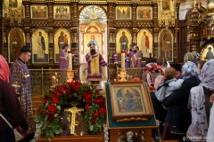 В Неделю по Воздвижении архиепископ Антоний совершил Литургию в Покровском кафедральном соборе города Гродно [+ ВИДЕО]