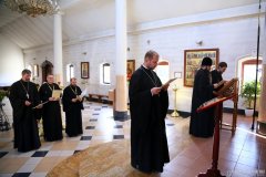 Правящий архиерей привел к присяге судей Епархиального суда Правящий архиерей привел к присяге судей Епархиального суда