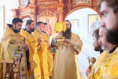 Архиепископ Антоний возглавил престольные торжества в храме святого апостола Иоанна Богослова деревни Демброво [+ ВИДЕО]