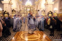 В канун праздника Покрова Пресвятой Богородицы архиепископ Антоний совершил всенощное бдение в Покровском кафедральном соборе города Гродно В канун праздника Покрова Пресвятой Богородицы архиепископ Антоний совершил всенощное бдение в Покровском кафедральном соборе города Гродно