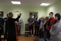 Протоиерей Александр Казакевич провел беседу с гродненскими динамовцами и тренерами школы олимпийского резерва