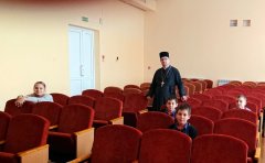 Учащиеся Зельвенской средней школы узнали о смысле праздника Покрова Божией Матери Учащиеся Зельвенской средней школы узнали о смысле праздника Покрова Божией Матери