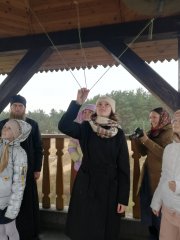 Гродненская православная молодежь посетила Лавришевскую обитель Гродненская православная молодежь посетила Лавришевскую обитель