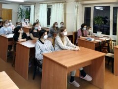 Иерей Игорь Данильчик встретился со студентами-медиками