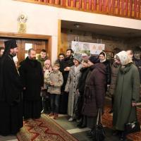 23 февраля 2014 года. Епископ Бобруйский и Быховский Серафим совершил литургию в Коложской церкви