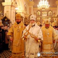 22 февраля 2014 года. Патриарший Экзарх всея Беларуси совершил литургию и панихиду в Покровском кафедральном соборе города Гродно