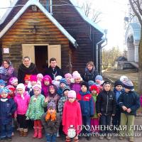 Беседа священнослужителей с воспитанниками детского сада №77 г.Гродно