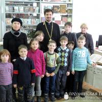 16 марта 2014 года. Дети воскресной школы храма святителя Николая Архиерейского подворья посетили Гродненскую областную библиотеку