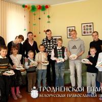 Братчики Свято-Владимирского братства посетили приют в деревне Лойки