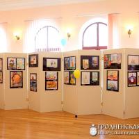 4 мая 2014 года. Открытие II-ой выставки детского творчества «Пасхальная радуга»
