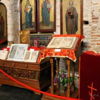 11 мая 2014 года. Открытие выставки напрестольных Евангелий в Коложской церкви