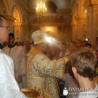 19 августа 2014 года. В день Преображения Господня архиепископ Артемий совершил литургию в кафедральном соборе города Гродно