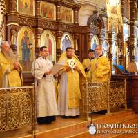 28 сентября 2014 года. Архиепископ Артемий совершил хиротонию в кафедральном соборе города Гродно