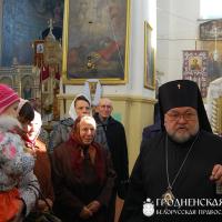 2 октября 2014 года. Архиепископ Артемий совершил литургию в храме деревни Деречин