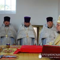 9 октября 2014 года. Архиепископ Артемий совершил литургию в храме деревни Демброво