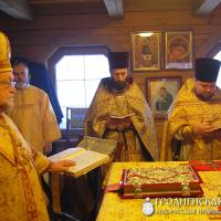 23 ноября 2014 года. Архиепископ Артемий совершил литургию и чин освящения креста на приходе Афанасия Брестского