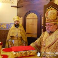 30 ноября 2014 года. Архиепископ Артемий посетил прихода в честь преподобномученика Серафима Жировичского города Гродно
