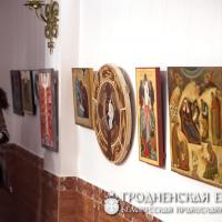 В домовой церкви Коложского прихода состоялось открытие выставки современной иконы
