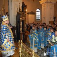 15 февраля 2015 года. В праздник Сретения архиепископ Артемий совершил литургию в кафедральном соборе Гродно
