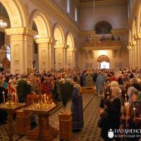 15 февраля 2015 года. В праздник Сретения архиепископ Артемий совершил литургию в кафедральном соборе Гродно