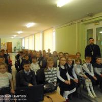 15 апреля 2015 года. В начальной школе №1 Скиделя прошла встреча со священником